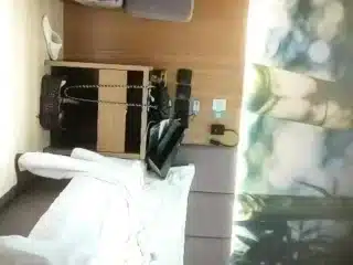 Amateur french girl hidden cam